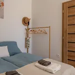Maria's Perla ויר