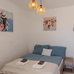 Maria's Perla * ויר
