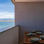 Maria's Perla Apartment