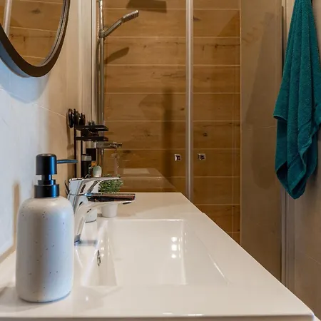 Apartment Maria's Perla *