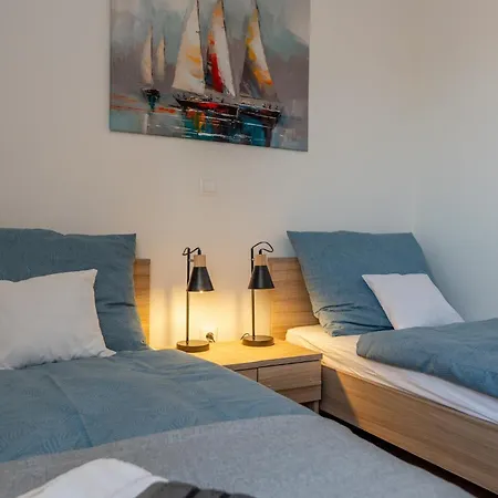 Maria's Perla Apartment *